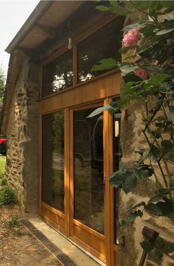Gite Le Couderc De Coubisou, Grange Renovee Fransa