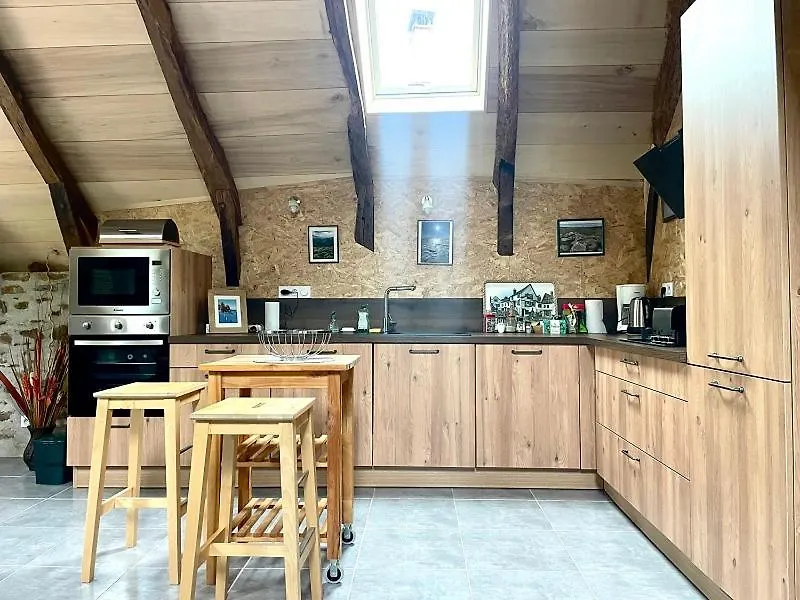 Tatil Evi Gite Le Couderc De Coubisou, Grange Renovee